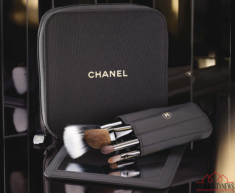 Chanel Les Minis De Chanel Collection Of 6 Essential Mini Brushes