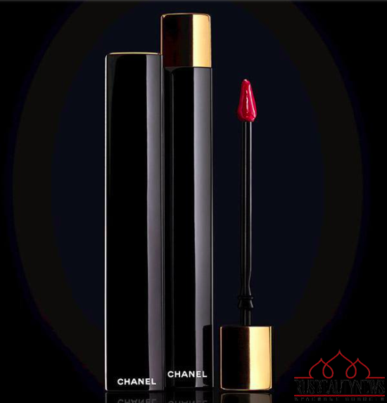 Chanel Rouge Allure Gloss Fall 2014 Collection look2