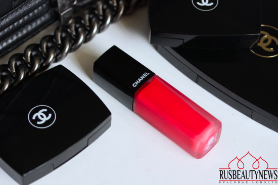 Chanel Rouge Allure Ink Matte Liquid lip color 144 Vivant look1